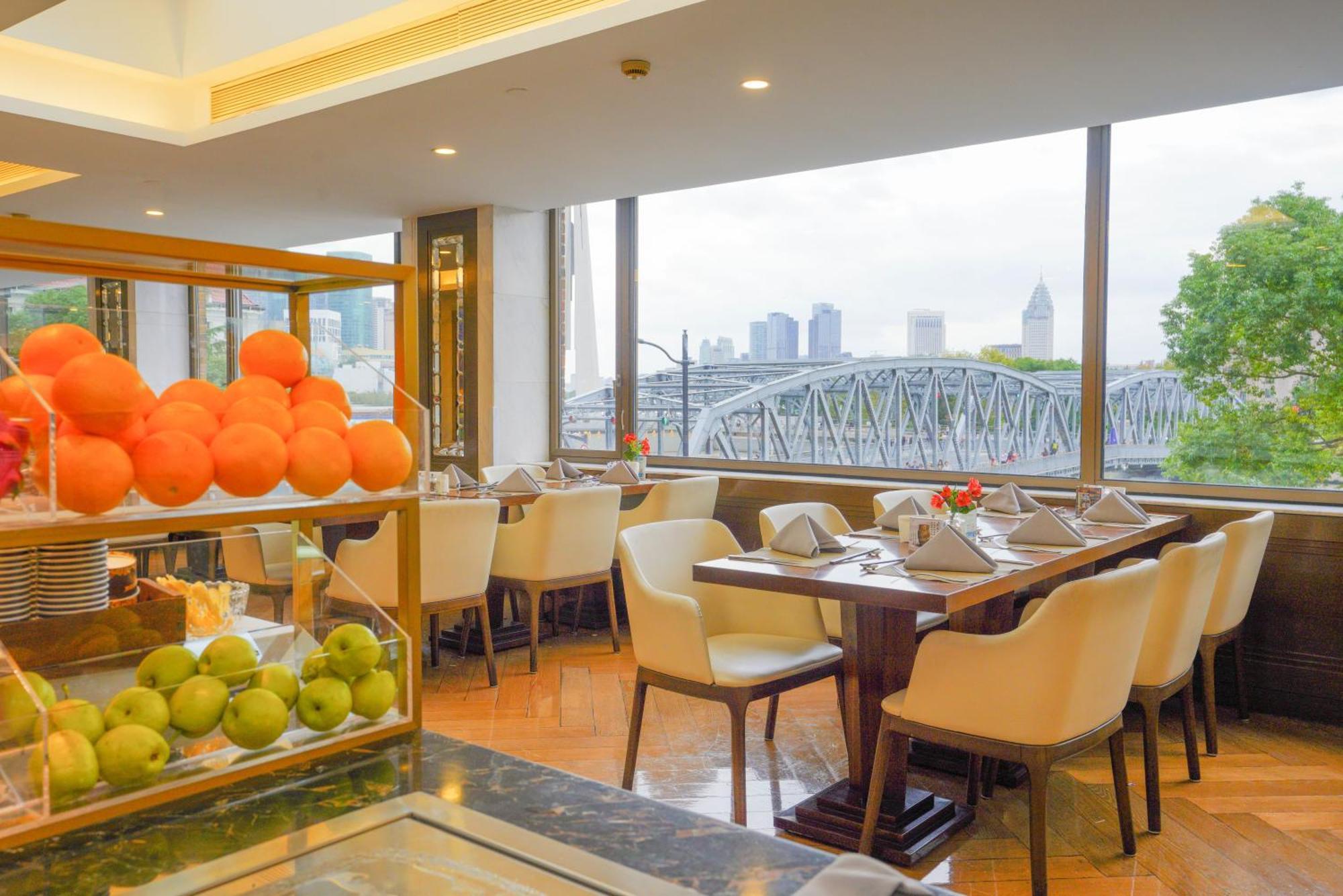Broadway Mansions Hotel - On The Bund Shanghái Exterior foto